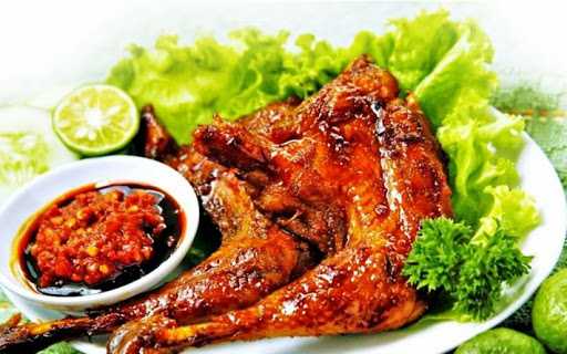 Ayam Bakar Bambu Hitam 1