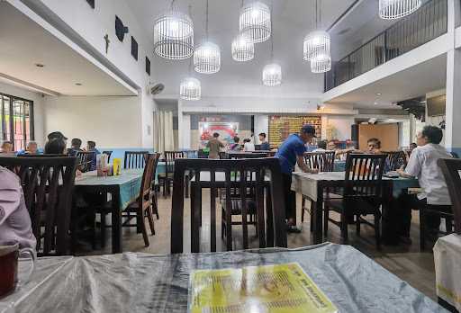 Bpk Sinabung Restaurant 8