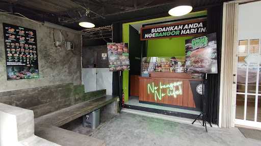 Burger Bangor Rawa Buntu 2