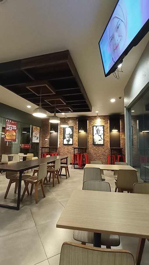 KFC - BSD Square 4