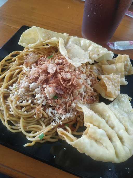 Mie Gacoan Tangsel - Ciater Raya 1