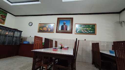 Rm. Haji Sari 9