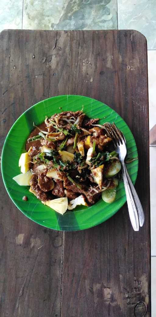 Rujak Cingur Dan Bebek Goreng Ibu Sabrina 5