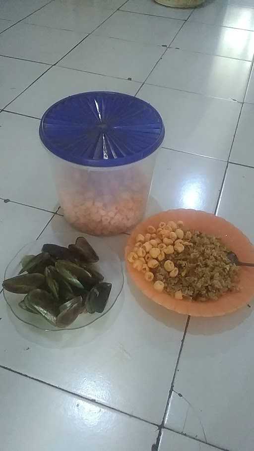 Tempe Mendoan Pelayangan 4