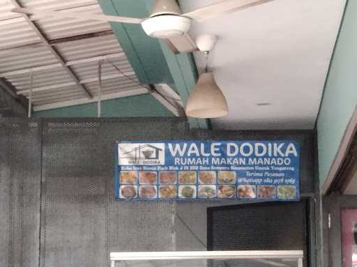 Wale Dodika 4