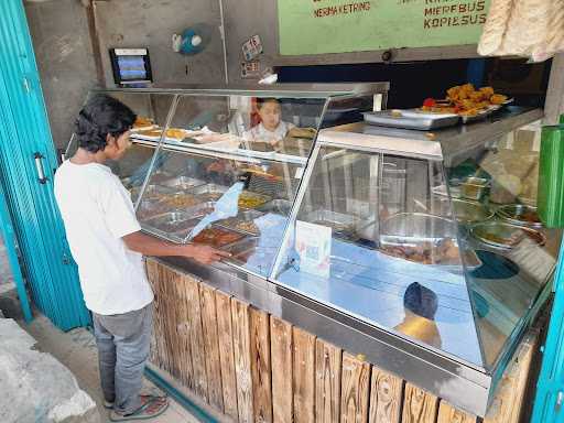 Warung Nasi Umi Epong 7