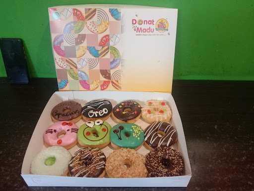 Donat Madu Lengkong - Tangerang Selatan 10