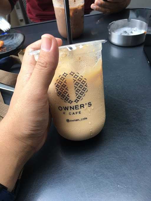 Owner’S Cafe 8