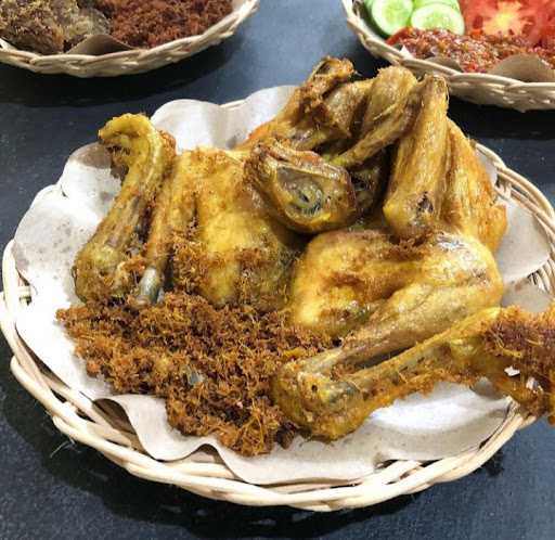 Ayam Goreng Suharti 4