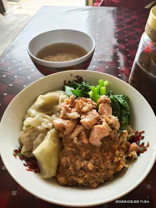 Bakmi Asiong Melati Mas 9