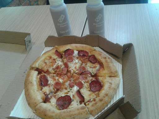 Domino'S Pizza 4