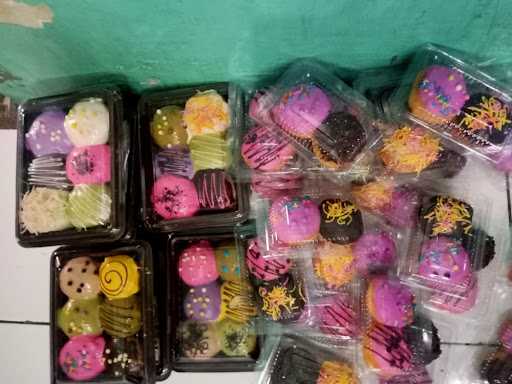 Donat Ibu Iis 4