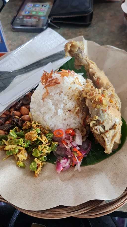 Kedai Masakan Bali Ninik Jegeg 7