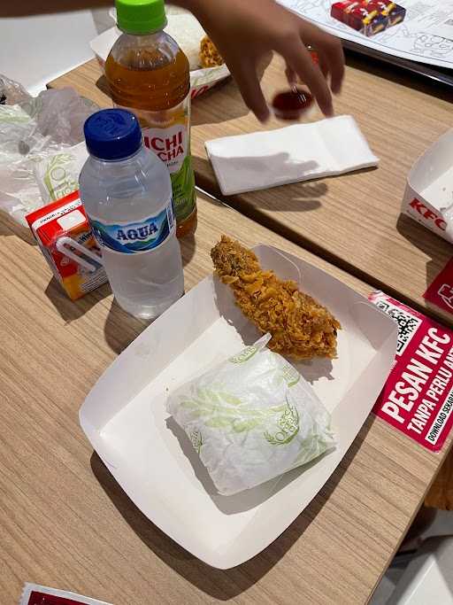 Kfc Graha Raya Bintaro 6