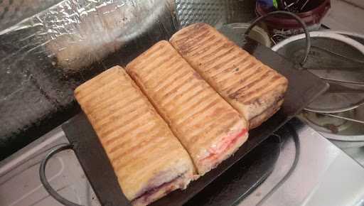 Roti Bakar Bandung & Susu Jahe Merah (Rotjahem) 3