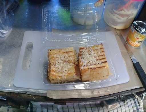 Roti Bakar Pisang Susu Ma'El 3