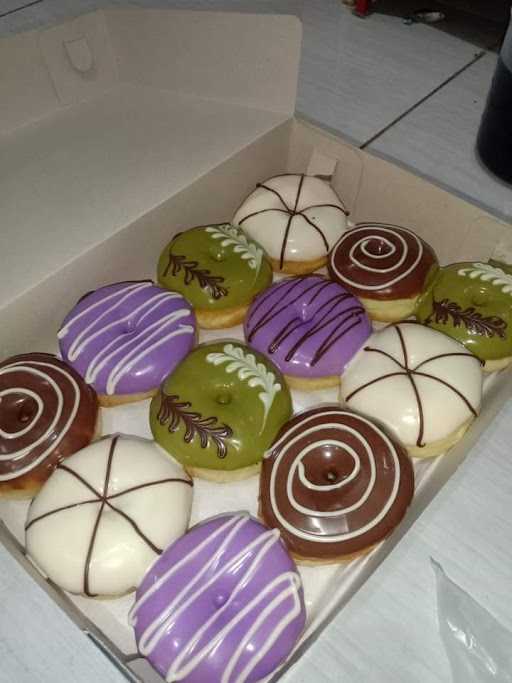 Saza Donat 8