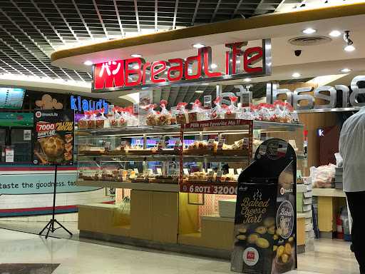 Breadlife Kuningan City 8