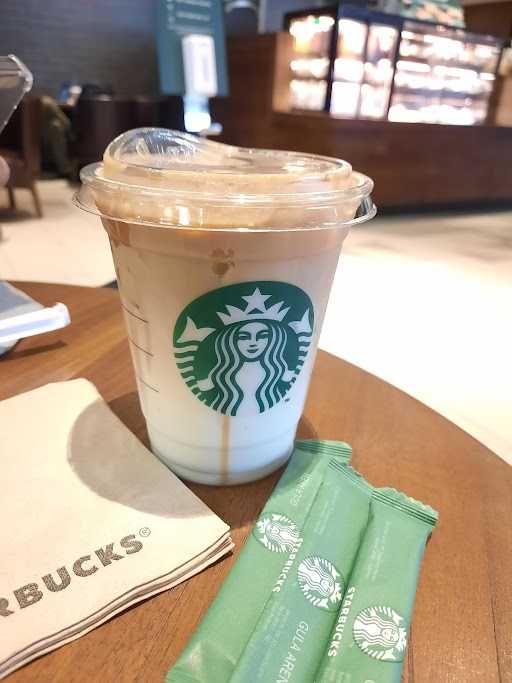 Starbucks - Gedung World Trade Center 9