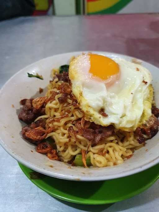 Indomie Sedap Malam Pak Dadang 7