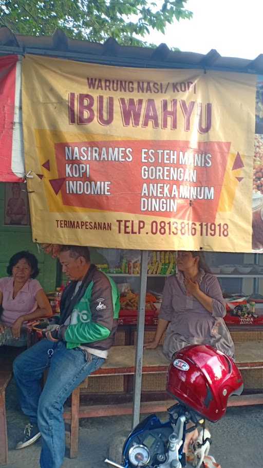 Warung Nasi Ibu Wahyu Sumarsih 3