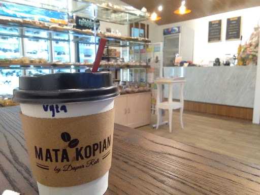 Matakopian Coffee And Bakery 10