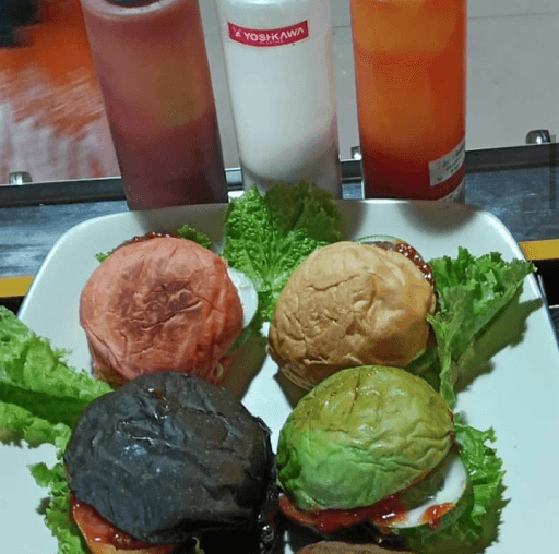 Phinisi Burger 1