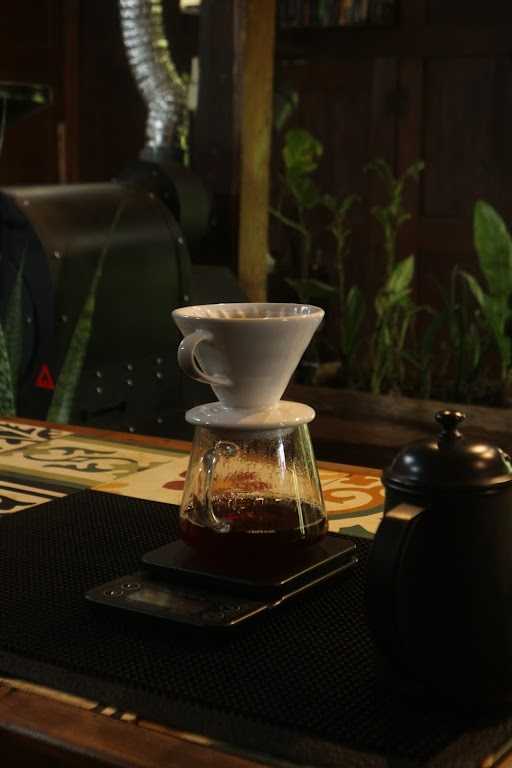 Jagongan Coffee Roasters 5