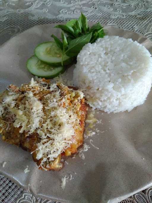 Ayam Goreng/Gepuk Bu Tri 3