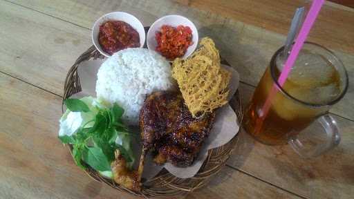 Ayam Tumbuk Pecel Lele Kang Ahmad 7