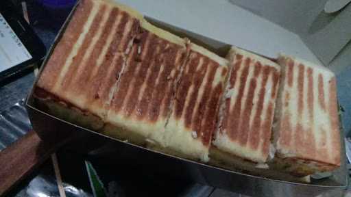 Kharisma Kebab Burger Roti Bakar ꦏꦫꦱꦩꦏꦧꦧ 2