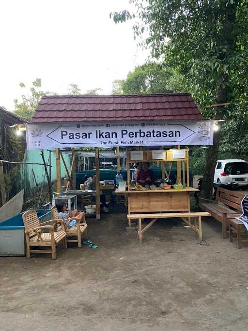 Pasar Ikan Perbatasan 10