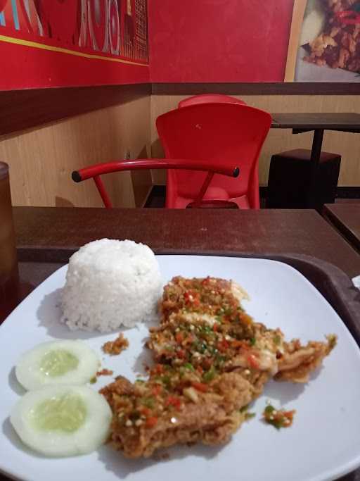 Rocket Chicken Gabusan 8