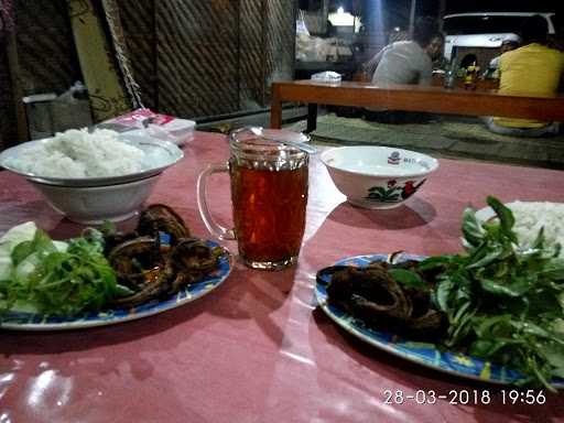 Warung Makan Mitra Baru 6