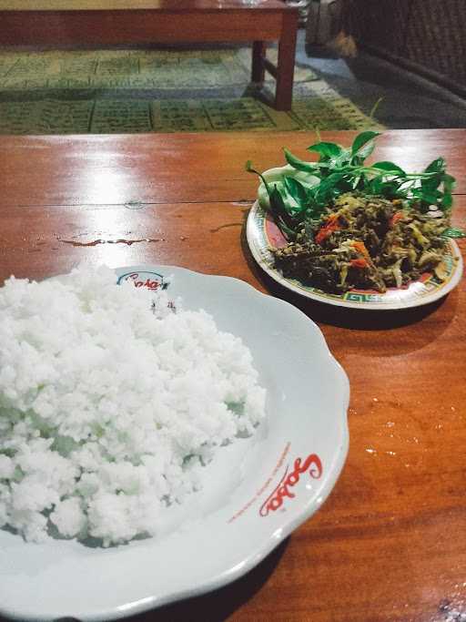 Warung Makan Mitra Baru 8