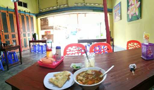 Warung Soto Kemepyar 7