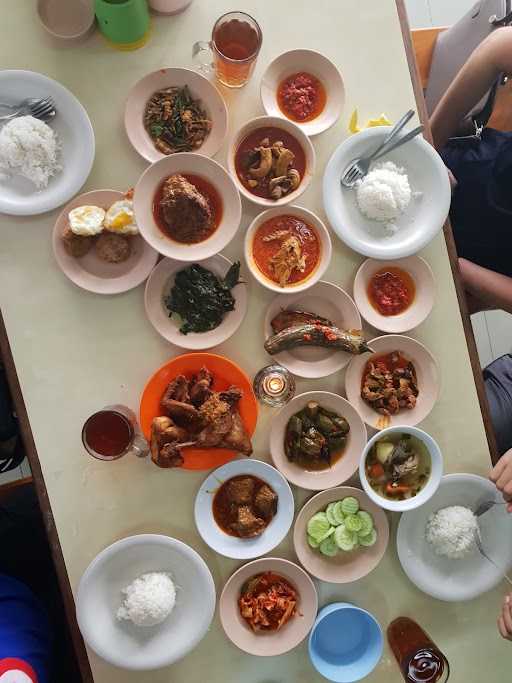 Rumah Makan Sempurna 2