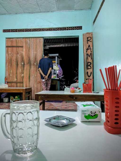 Nasi Goreng Pengkolan 3