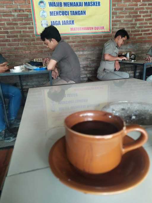 Republik Coffee 4