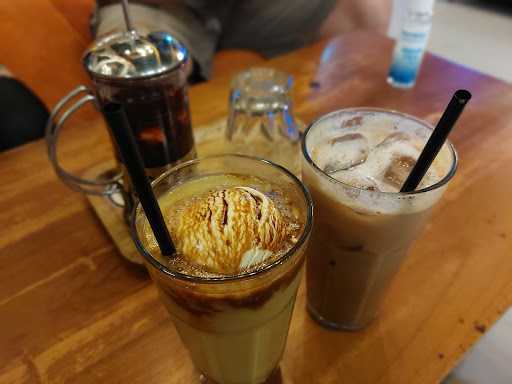 Jungkir Balik Coffee 3