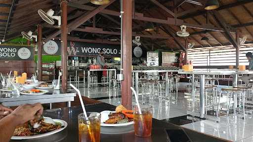 Ayam Bakar Wong Solo 2