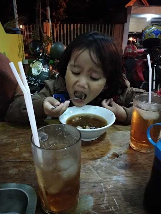 Bakso Solo Pojok Kantor Pos 10