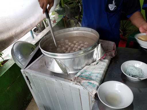 Bakso Solo Pojok Kantor Pos 4