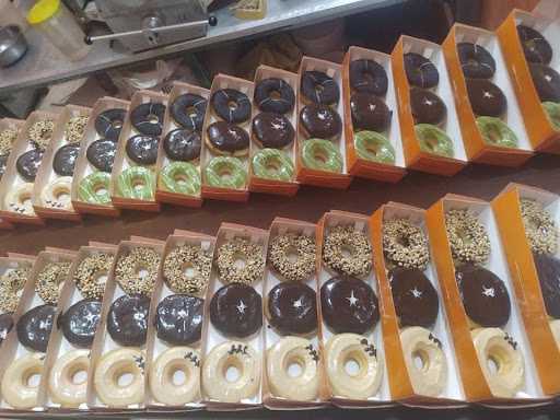 E Donat Bakery 5