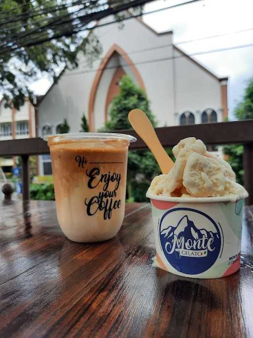 Monte Gelato & Coffee 5