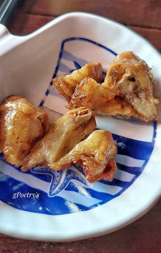 Ayam Goreng & Bakar Joyo - Joyo Fried Chicken Restaurant 7