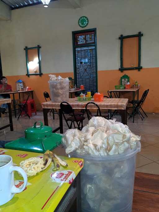 Bakso Planet (Cabang Klaseman) 8