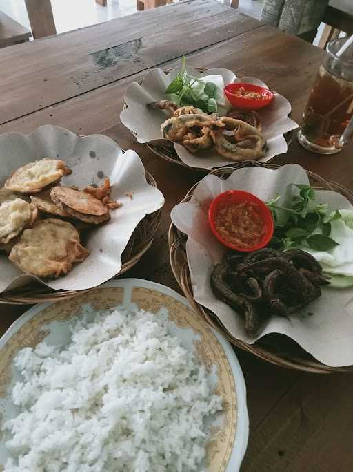 Belut Goreng Tiga Saudara 6