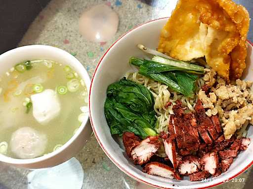 Istana Martabak Dan Pempek, Mie Ayam 8