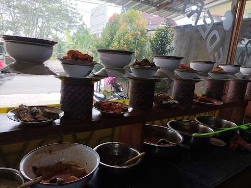 Rumah Makan Padang Sederhana 4